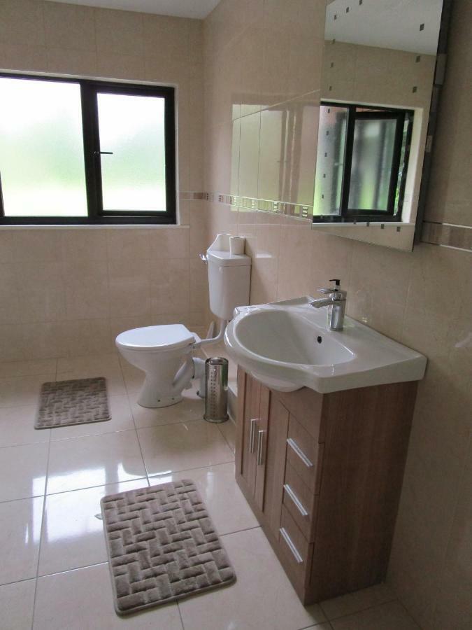 Cornerpark Lodge Newcastle Экстерьер фото