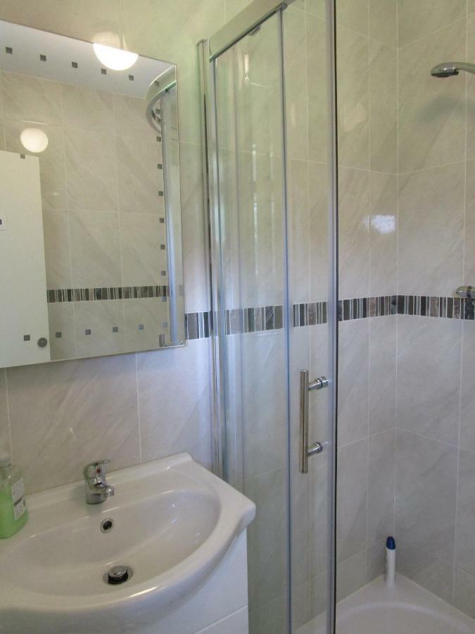 Cornerpark Lodge Newcastle Экстерьер фото